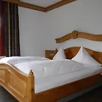Landgasthof Jostalstueble 3*