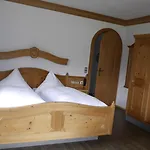 Landgasthof Jostalstueble Hotel