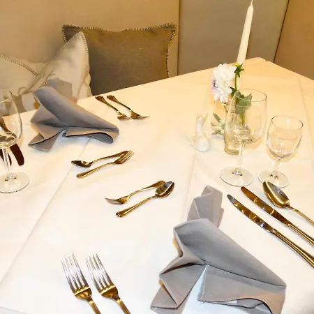 Landgasthof Jostalstueble Hotel Titisee-Neustadt