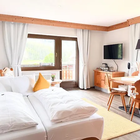Hotel Landgasthof Jostalstüble Titisee-Neustadt