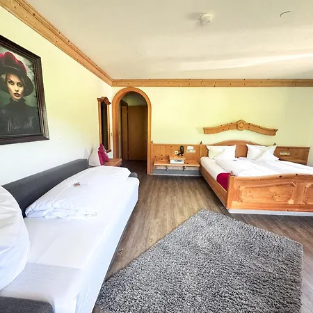 Landgasthof Jostalstüble 3* Titisee-Neustadt