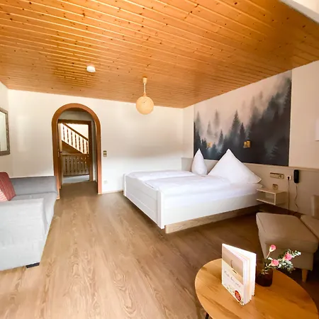 Hotel Landgasthof Jostalstueble Titisee-Neustadt