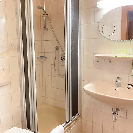 Landgasthof Jostalstueble מלון 3*